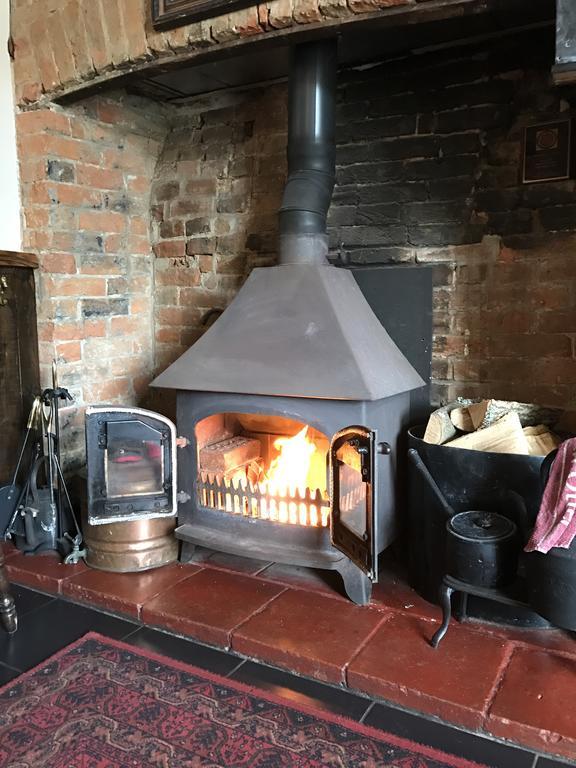 Red Lion Inn Sidbury Zewnętrze zdjęcie